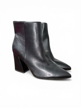 a new day Women's Black Cullen Side Zipper Faux Leather Pointed Boots -Size 8